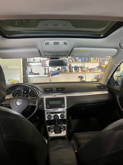 Volkswagen Passat 10 of 13