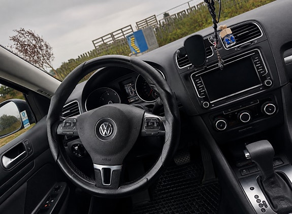 Volkswagen Golf VI 8 of 8
