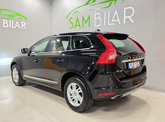 Volvo XC60 4 of 17