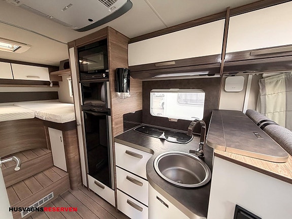 Knaus LIVE I 700 MEG 16 of 25