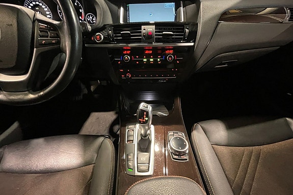 BMW X3 12 of 17