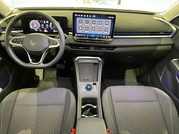 Volkswagen T-Roc 20 of 28