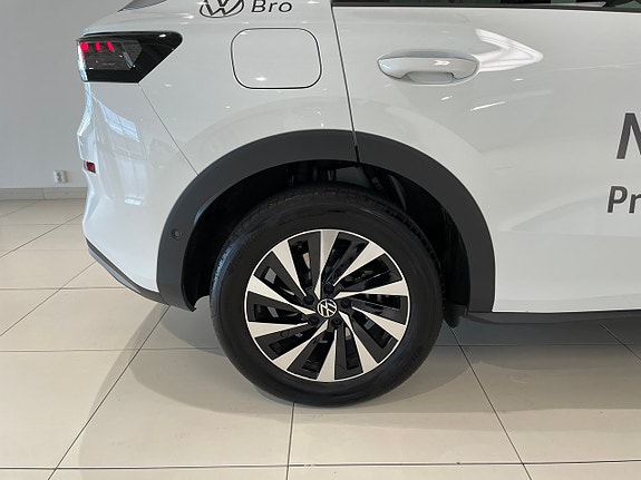 Volkswagen T-Roc 6 of 28