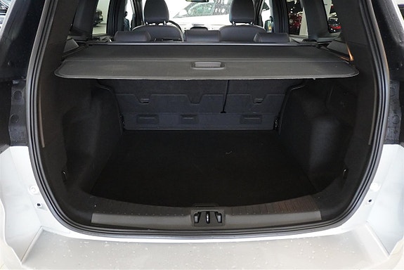 Ford Kuga 8 of 13