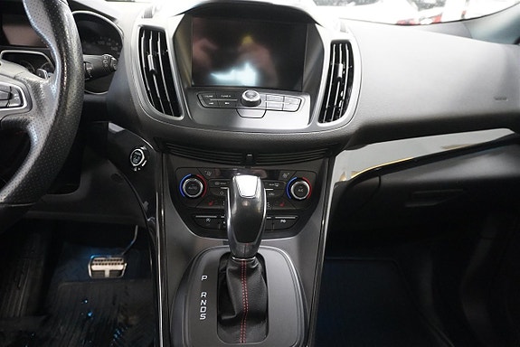Ford Kuga 12 of 13