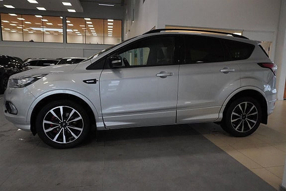 Ford Kuga 3 of 13