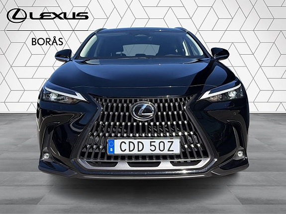 Lexus NX450h+ 5 of 24