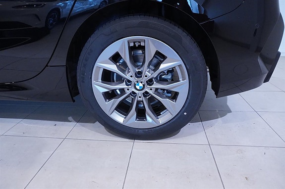 BMW 120 8 of 11