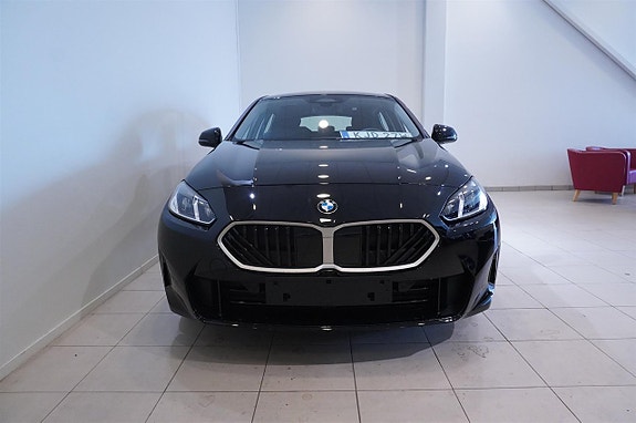 BMW 120 5 of 11