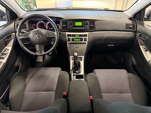 Toyota Corolla 8 of 14