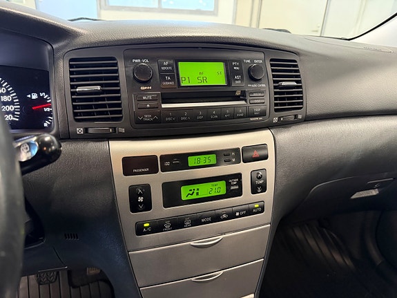 Toyota Corolla 14 of 14