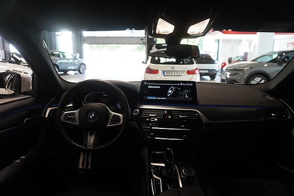 BMW 530e 10 of 21