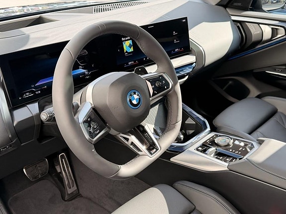 BMW X3 2 of 19