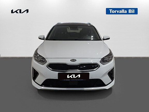 Kia Ceed 3 of 15