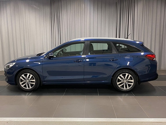 Hyundai i30 2 of 17
