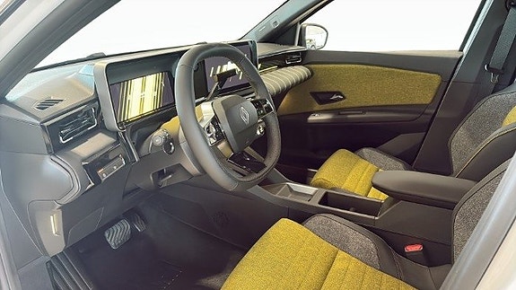 Renault 5 E-Tech 11 of 21
