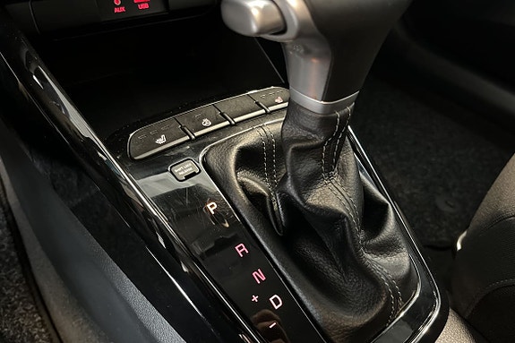 Kia Rio 6 of 15