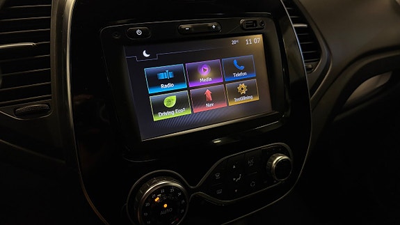 Renault Captur 9 of 15