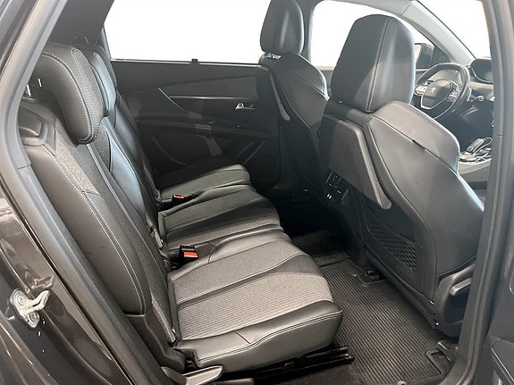 Peugeot 5008 16 of 19
