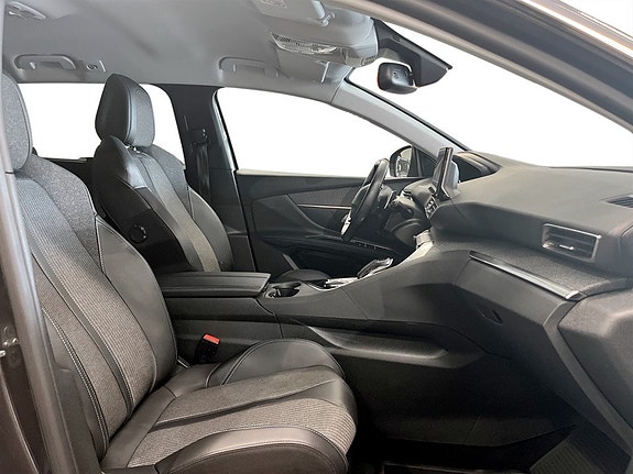 Peugeot 5008 15 of 19
