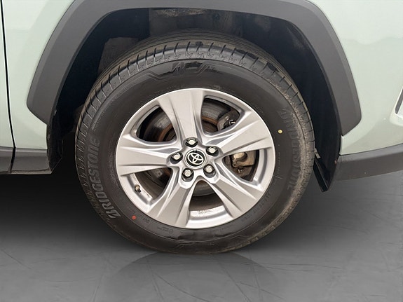 Toyota RAV4 28 of 30