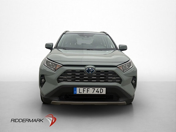Toyota RAV4 2 of 30