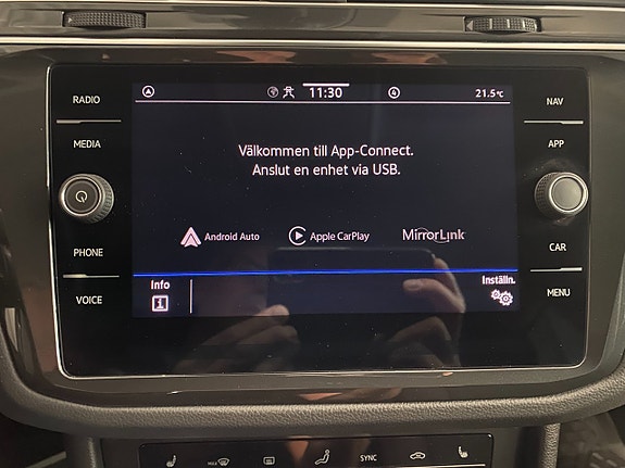 Volkswagen Tiguan 15 of 22
