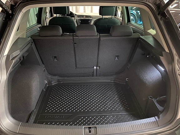 Volkswagen Tiguan 6 of 22
