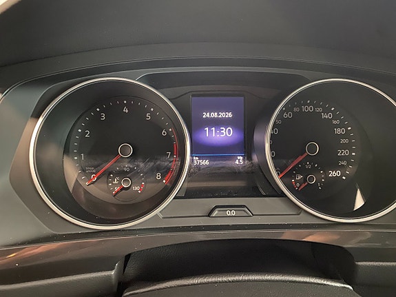 Volkswagen Tiguan 14 of 22