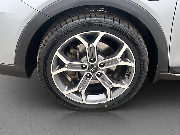 Kia XCeed 28 of 30