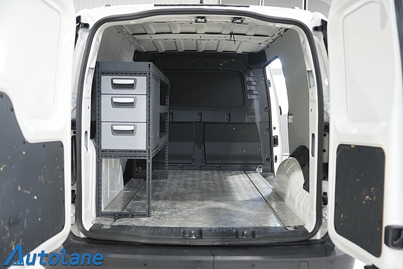 Volkswagen Caddy Maxi 12 of 28