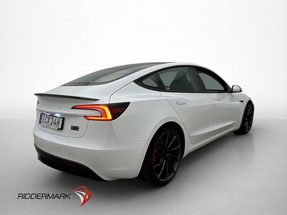 Tesla Model 3 6 of 30