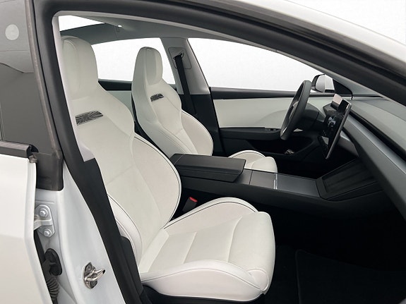 Tesla Model 3 25 of 30