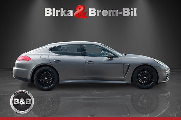 Porsche Panamera 6 of 17