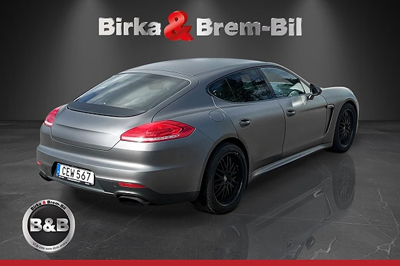 Porsche Panamera 13 of 17