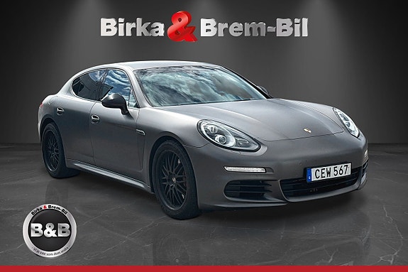 Porsche Panamera 5 of 17