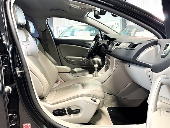Citroen C5 12 of 13