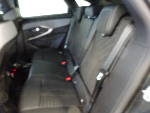 Peugeot 3008 8 of 9