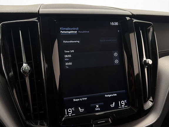 Volvo XC60 26 of 30