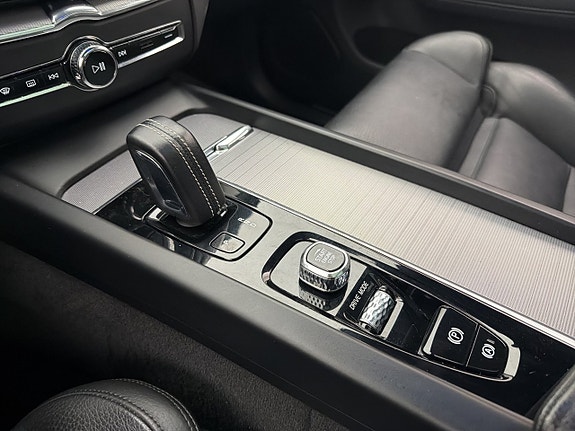 Volvo XC60 28 of 30