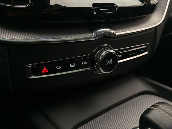 Volvo XC60 27 of 30