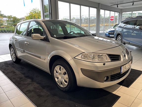 Renault Megane 3 of 12
