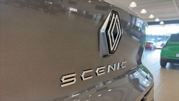 Renault Scenic E-Tech 21 of 21