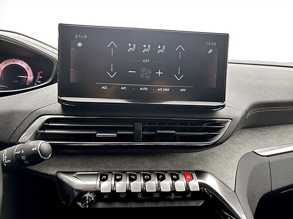 Peugeot 3008 11 of 18