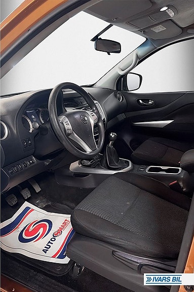 Nissan Navara 4 of 4
