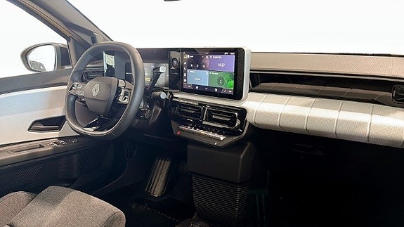 Renault 5 E-Tech 12 of 20