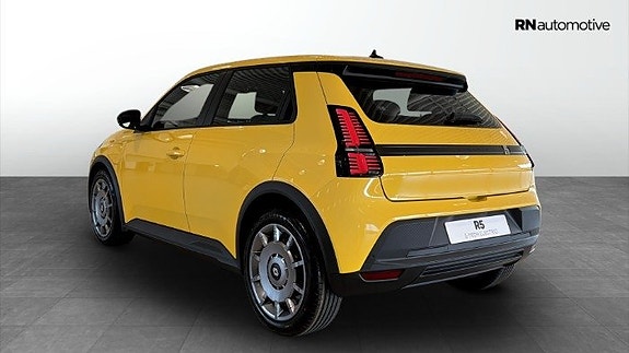 Renault 5 E-Tech 3 of 20