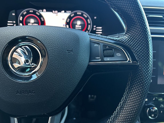 Skoda Superb 23 of 27
