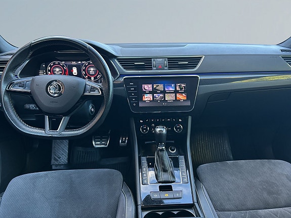 Skoda Superb 8 of 27