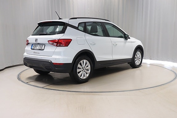 Seat Arona 4 of 10